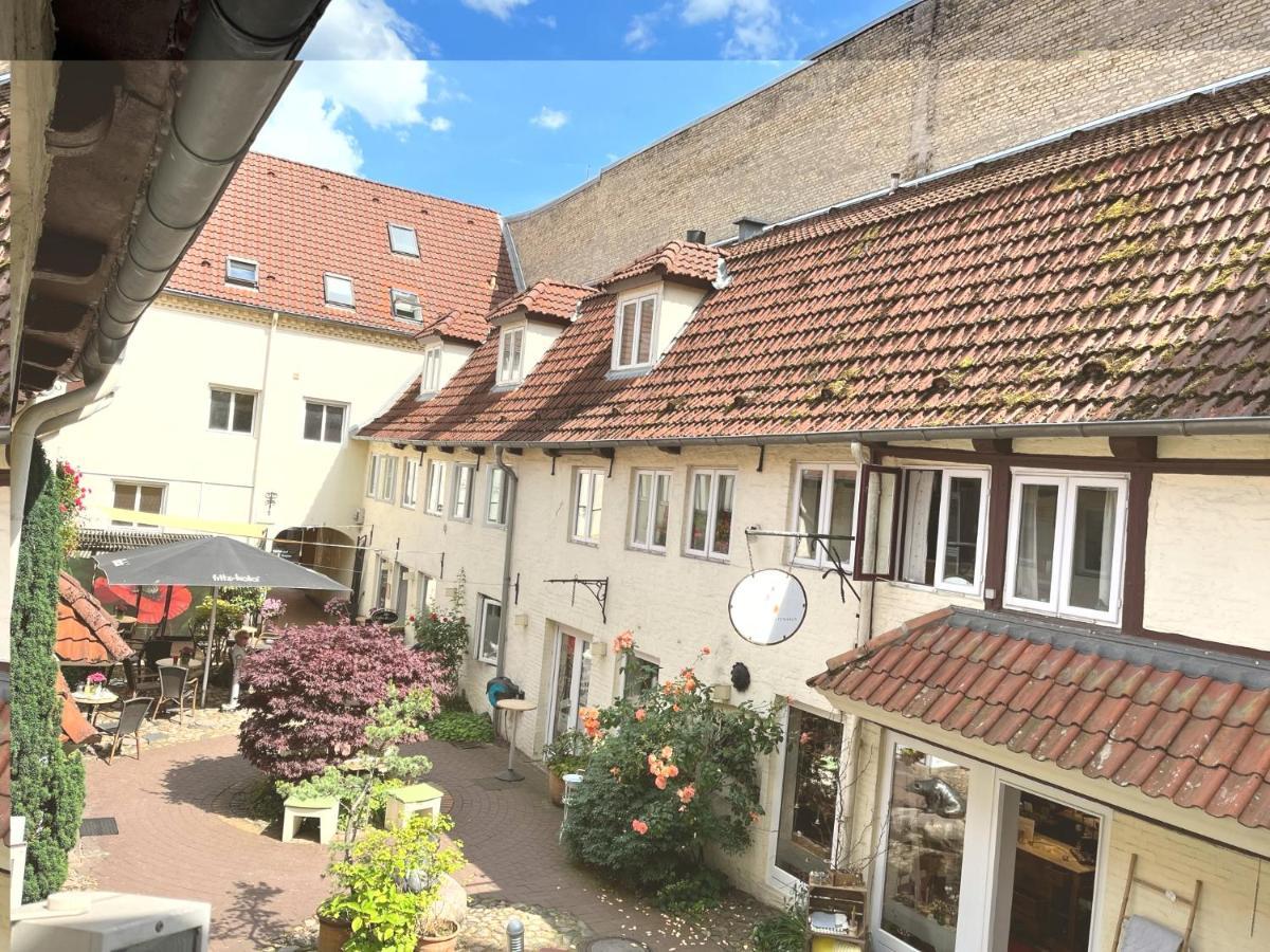 Fewo1846 - An Der Alten Kaffeeroesterei - Stilvoll Eingerichtete 2-Zimmer-Wohnung Im Stadtzentrum เฟลนส์บวร์ก ภายนอก รูปภาพ